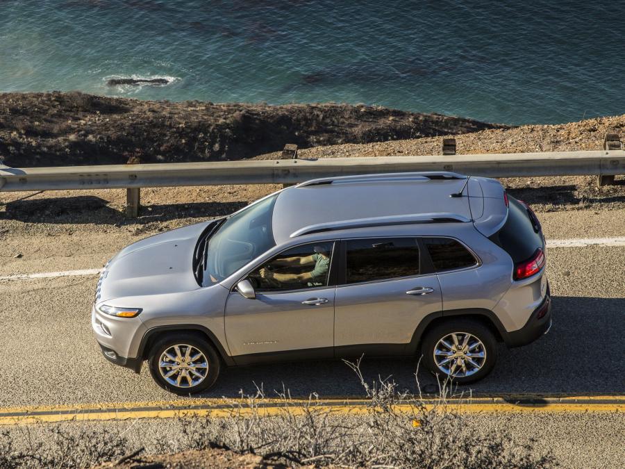  Jeep Cherokee Limited 2013 года  (фото 6 из 31)